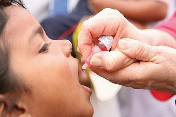 واکسیناسیون ۷۰۰ کودک اتباع خارجی در تنگستان